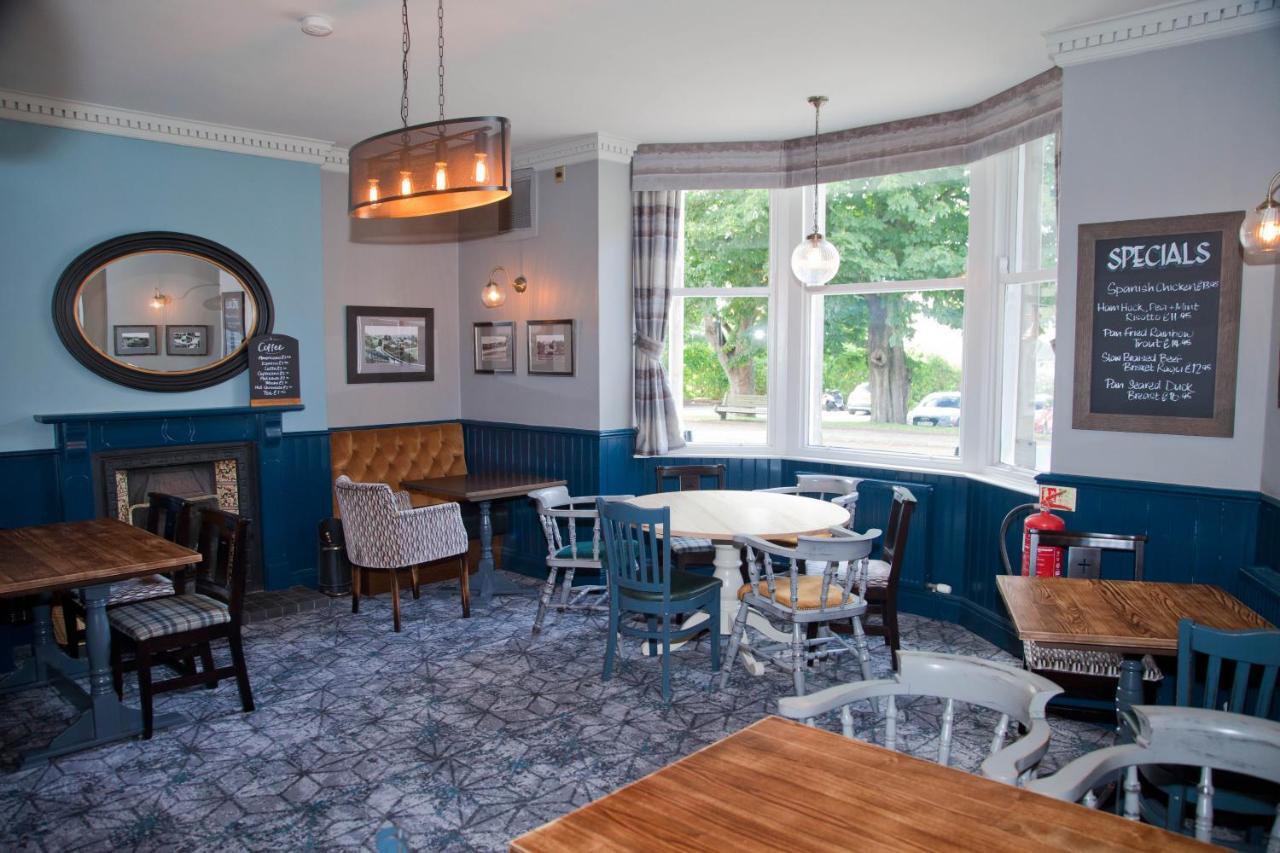 The Royal Hotel Bolton-le-Sands エクステリア 写真