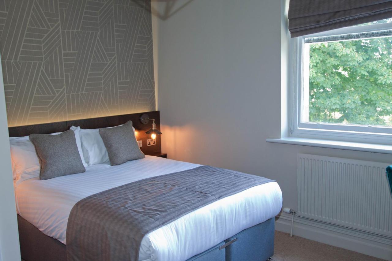 The Royal Hotel Bolton-le-Sands エクステリア 写真