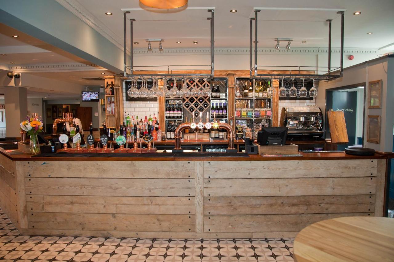 The Royal Hotel Bolton-le-Sands エクステリア 写真